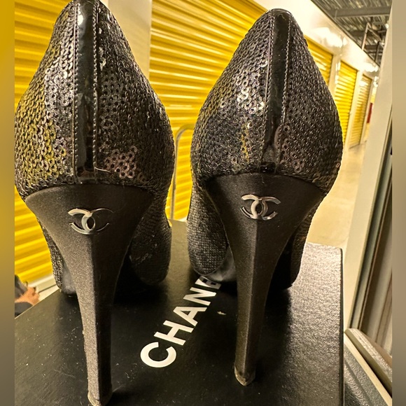 CHANEL Shoes - ESCARPINS CHANEL SEQUINS